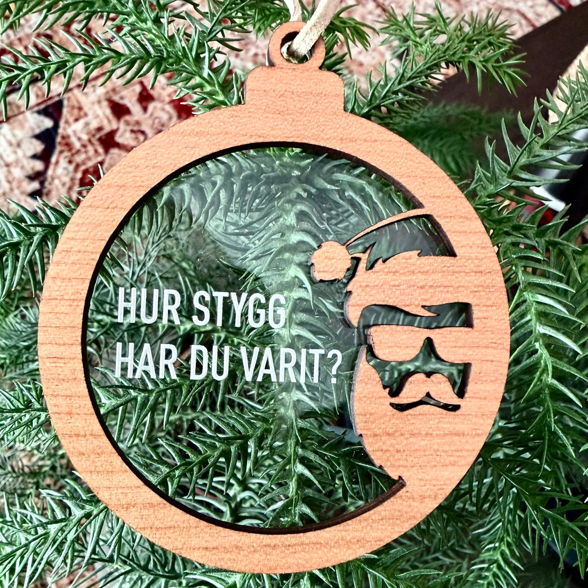 Nick Julhänge - Hur stygg har du varit?