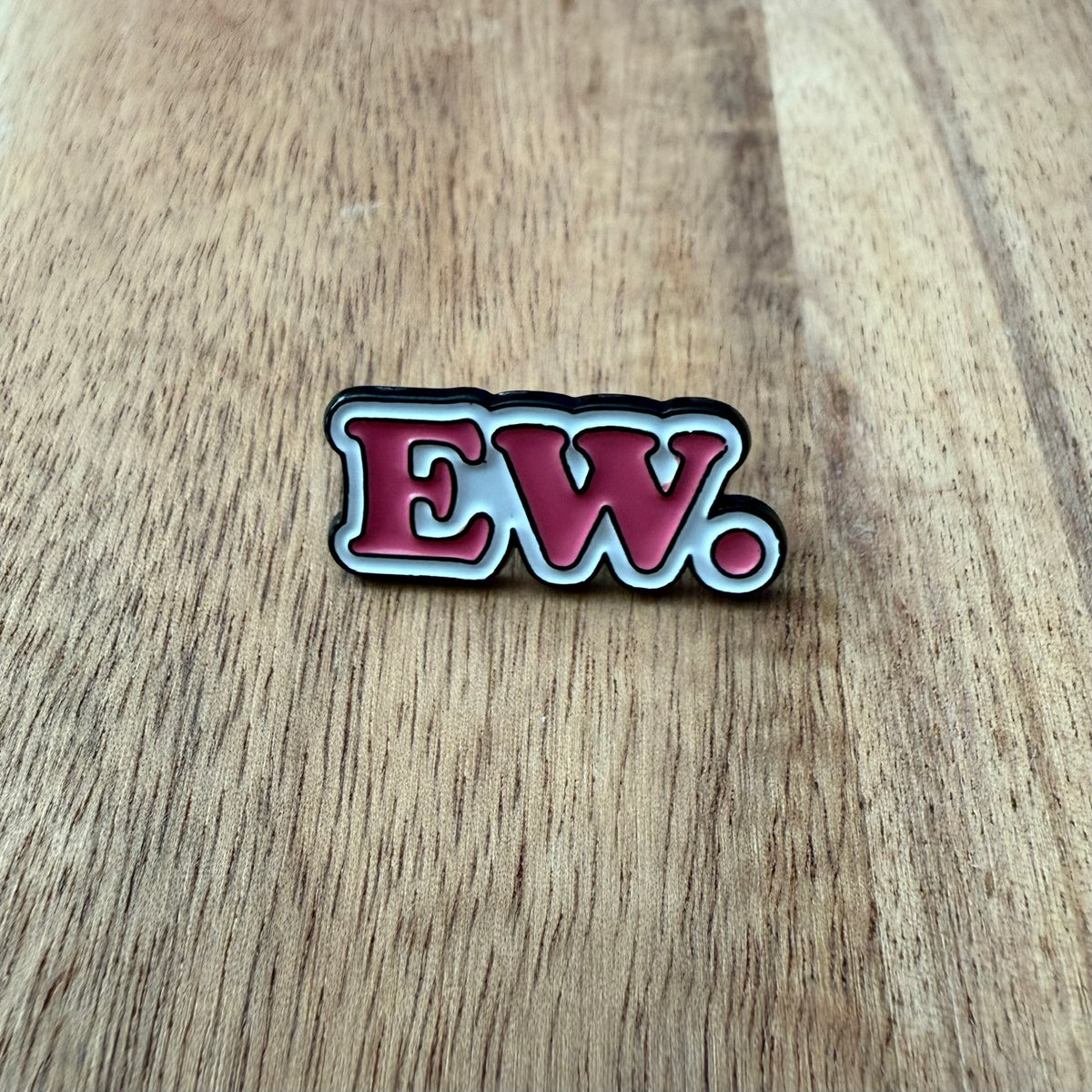 EW. - Pin