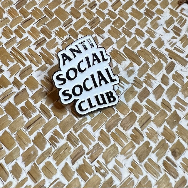 Anti social - Pin
