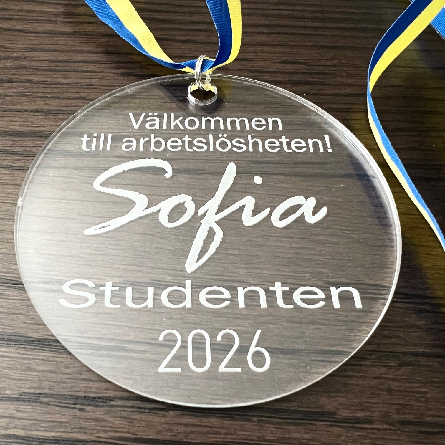 Nyssa Studenthänge with "Arbetslös" design, featuring a colorful, artistic student-themed wall hanging for educational or student spaces.